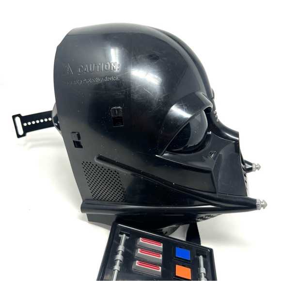 Vintage 2004 Darth Vader Voice Changer Sound Effects Helmet Mask NO CROWN Y2K - Picture 8 of 9